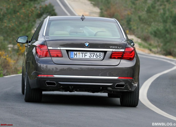 BMW 7er (F01) spécifications techniques et consommation de carburant —  AutoData24.com