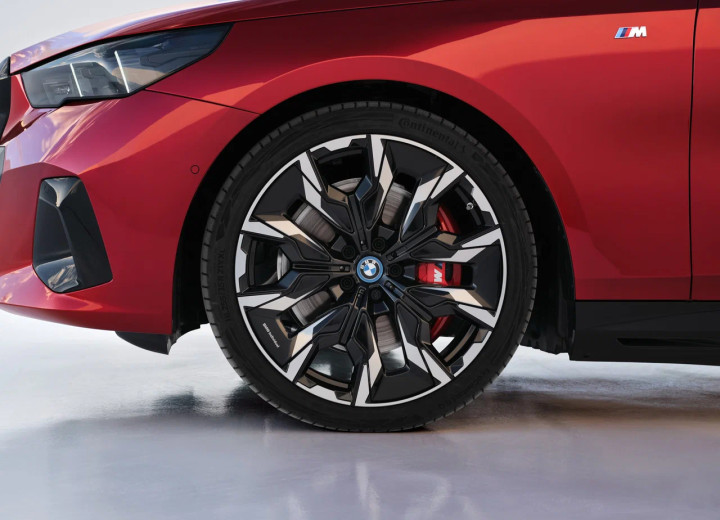 Technical specifications and characteristics for【BMW i5】 - picture 11