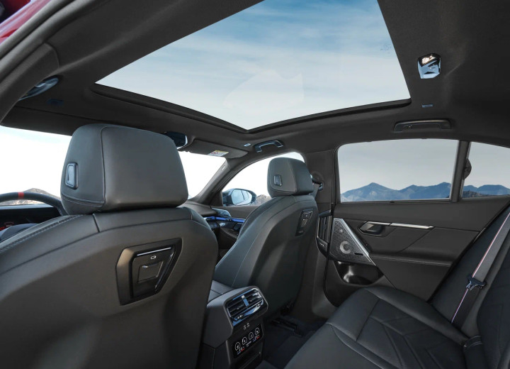 Technical specifications and characteristics for【BMW i5】 - picture 10