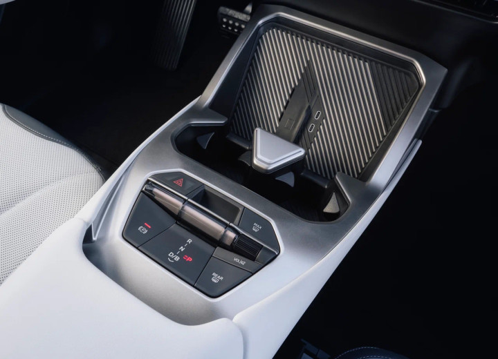 Caratteristiche tecniche di BMW iX3 II - picture 11