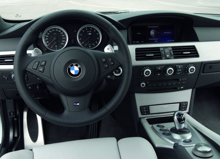 2005 BMW M5 (E60) 5.0 V10 (507 Hp) SMG  Technical specs, data, fuel  consumption, Dimensions