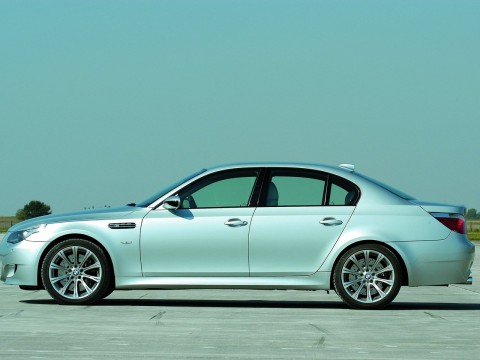 Technical specifications and characteristics for【BMW M5 (E60)】