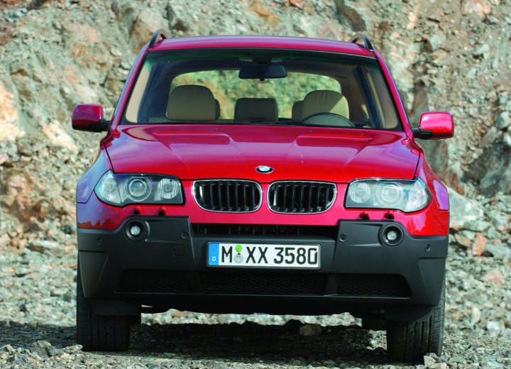 BMW X3 X3 E • 2.5 i  Hp technical specifications and fuel