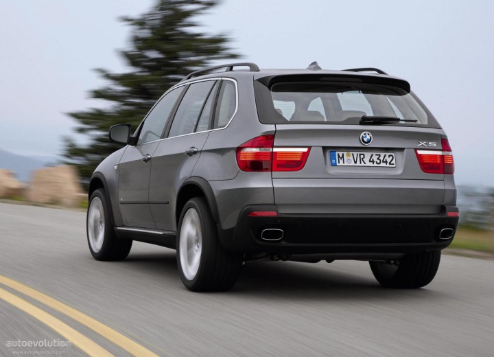 BMW X5 (E70) technical specifications and fuel consumption —