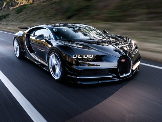 Публикувано във факти.бг: Наследникът на Bugatti Chiron ще бъде хибрид