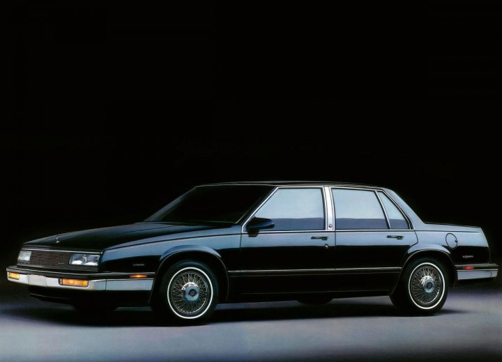 Технически характеристики за Buick LE Sabre VI - picture 1