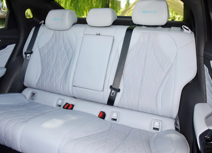 Technical specifications and characteristics for【BYD Seal】 - picture 12