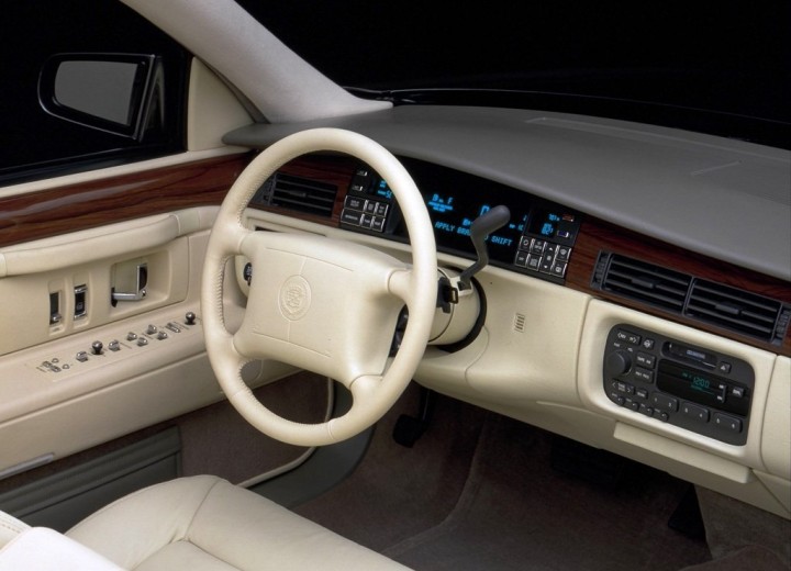 Технические характеристики о Cadillac De Ville - picture 4