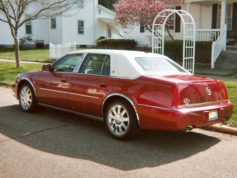 Technical specifications and characteristics for【Cadillac DTS】