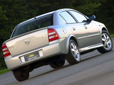 Technical specifications and characteristics for【Chevrolet Astra Sedan】