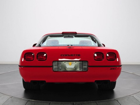 Technical specifications and characteristics for【Chevrolet Corvette Coupe IV】