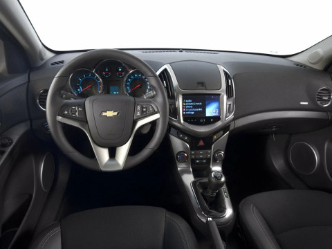Technical specifications and characteristics for【Chevrolet Cruze  Combi】