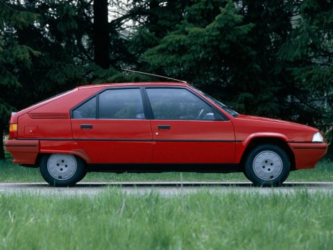 Technical specifications and characteristics for【Citroen BX (XB-_)】