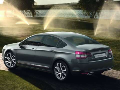 Technical specifications and characteristics for【Citroen C5 II】