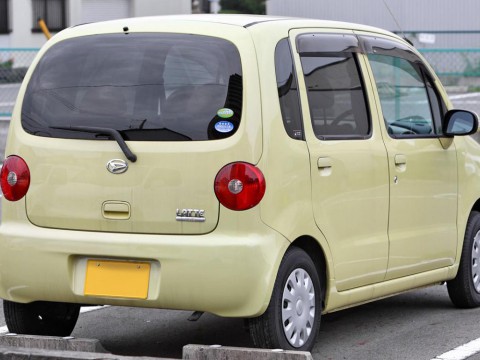 Technical specifications and characteristics for【Daihatsu Move Latte (L55)】