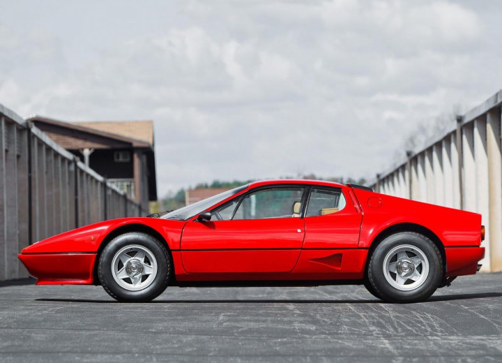 Caractéristiques techniques de Ferrari 512 BB - picture 2