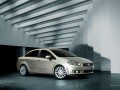 Technical specifications of the car and fuel economy of Fiat Linea