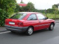 Ford Escort Escort VI Hatch (GAL) 2.0 i XR3 (120 Hp) full technical specifications and fuel consumption