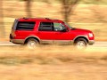 Ford Expedition Expedition II 4.6 i V8 16V 4WD (235 Hp) için tam teknik özellikler ve yakıt tüketimi 
