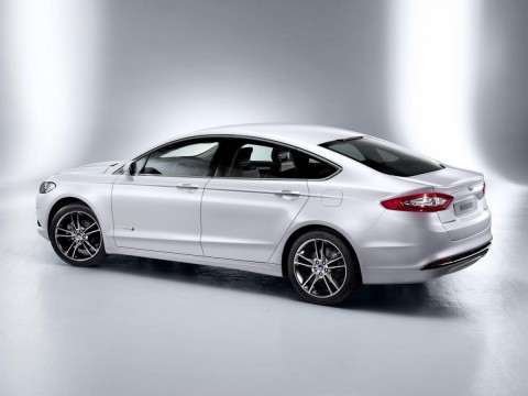 Technical specifications and characteristics for【Ford Mondeo V Sedan】