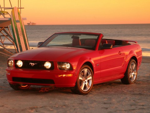Technical specifications and characteristics for【Ford Mustang Convertible V】