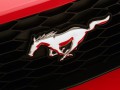 Especificaciones técnicas de Ford Mustang Convertible V
