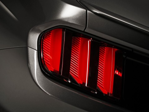 Ford Mustang VI Cabriolet teknik özellikleri