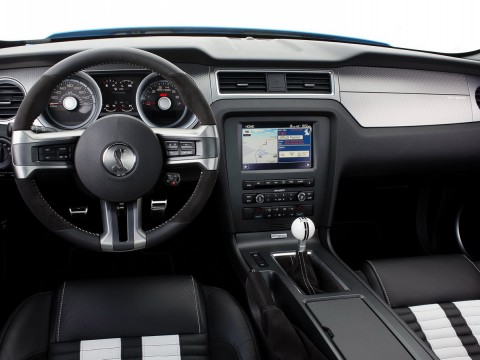Technische Daten und Spezifikationen für Ford Shelby GT 500 Cabrio