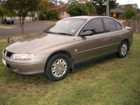 Technical specifications and characteristics for【Holden Commodore (VT)】