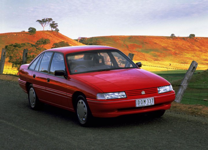 Technical specifications and characteristics for【Holden Commodore】 - picture 3