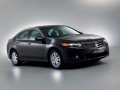 Honda Accord Accord VIII 2.4i MT (177 Hp) full technical specifications and fuel consumption