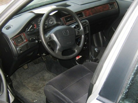 Especificaciones técnicas de Honda Civic Fastback VI