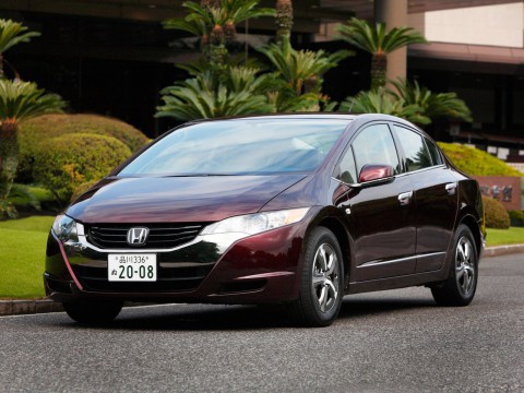 Technical specifications and characteristics for【Honda FCX Clarity】