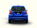  Caractéristiques techniques complètes et consommation de carburant de Honda Jazz Jazz II Restyling 1.3 (100hp)