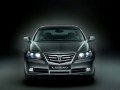 Technical specifications of the car and fuel economy of Honda Legend