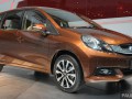 Especificaciones técnicas completas y gasto de combustible para Honda Mobilio Mobilio (GA-IV) 1.5 i 4WD (90 Hp)