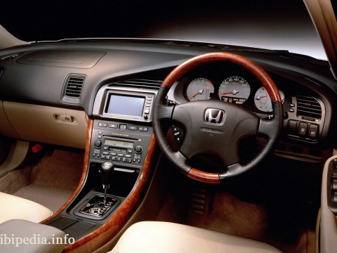 Технически характеристики за Honda Saber (UA4)