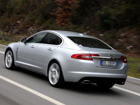 Technical specifications and characteristics for【Jaguar XF】