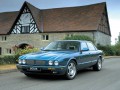 Technical specifications of the car and fuel economy of Jaguar XJR