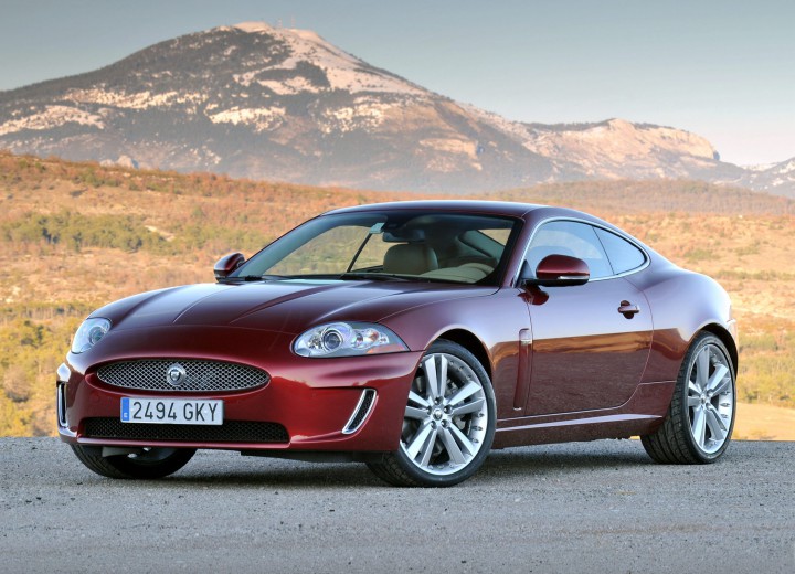 Especificaciones técnicas de Jaguar XKR Coupe II - picture 2