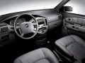 Caracteristici tehnice complete și consumul de combustibil pentru Kia Carens Carens II 1.6 i 16V (105 Hp)