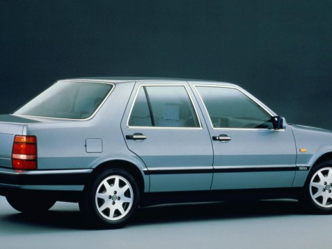 Technical specifications and characteristics for【Lancia Thema (834)】