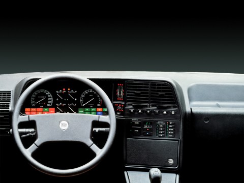 Technische Daten und Spezifikationen für Lancia Thema Station Wagon (834)