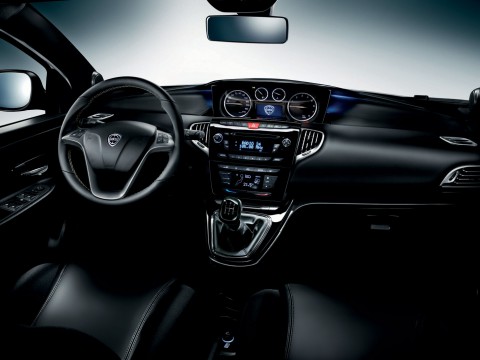 Technical specifications and characteristics for【Lancia Ypsilon】