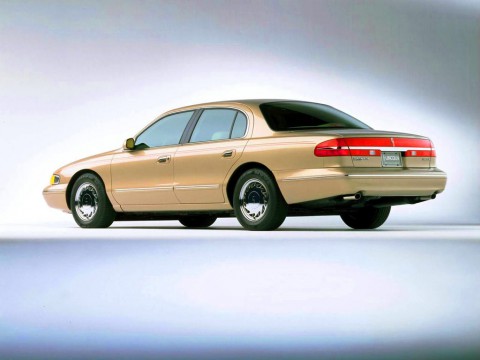 Lincoln Continental teknik özellikleri