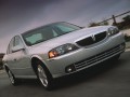 Technische Daten von Fahrzeugen und Kraftstoffverbrauch Lincoln LS