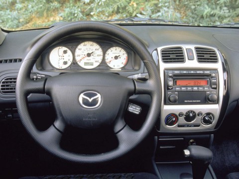 Caractéristiques techniques de Mazda Protege