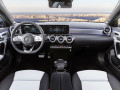 Mercedes-Benz A-klasse A-klasse IV 1.3 (136hp) full technical specifications and fuel consumption