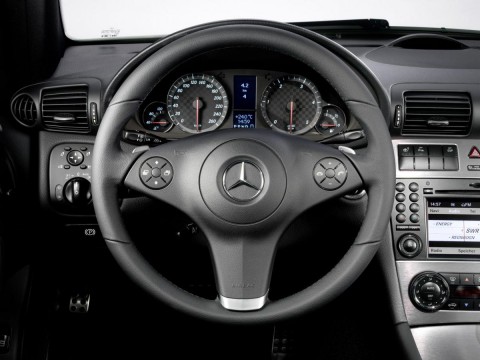Caractéristiques techniques de Mercedes-Benz CLC-klasse