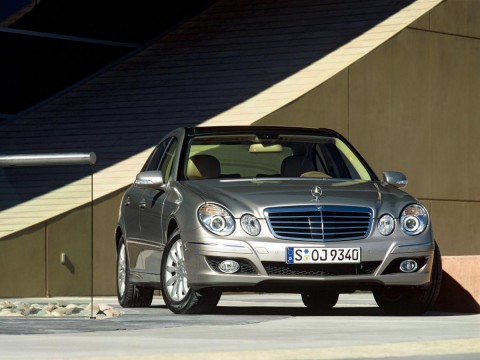 Технические характеристики о Mercedes-Benz E-klasse (W211)